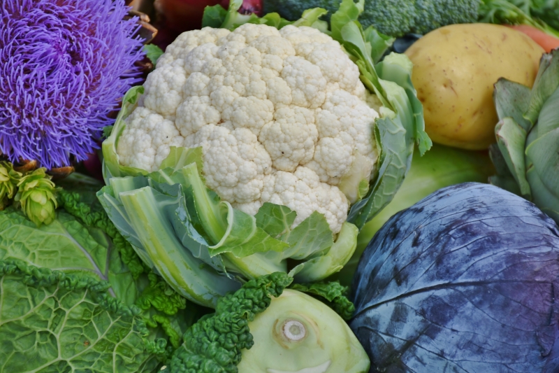 蔬菜應該生吃還是煮熟來吃呢？8種吃蔬菜的新觀念...＃吃「十字花科蔬菜」可以降低罹患乳癌及攝護腺癌的機會