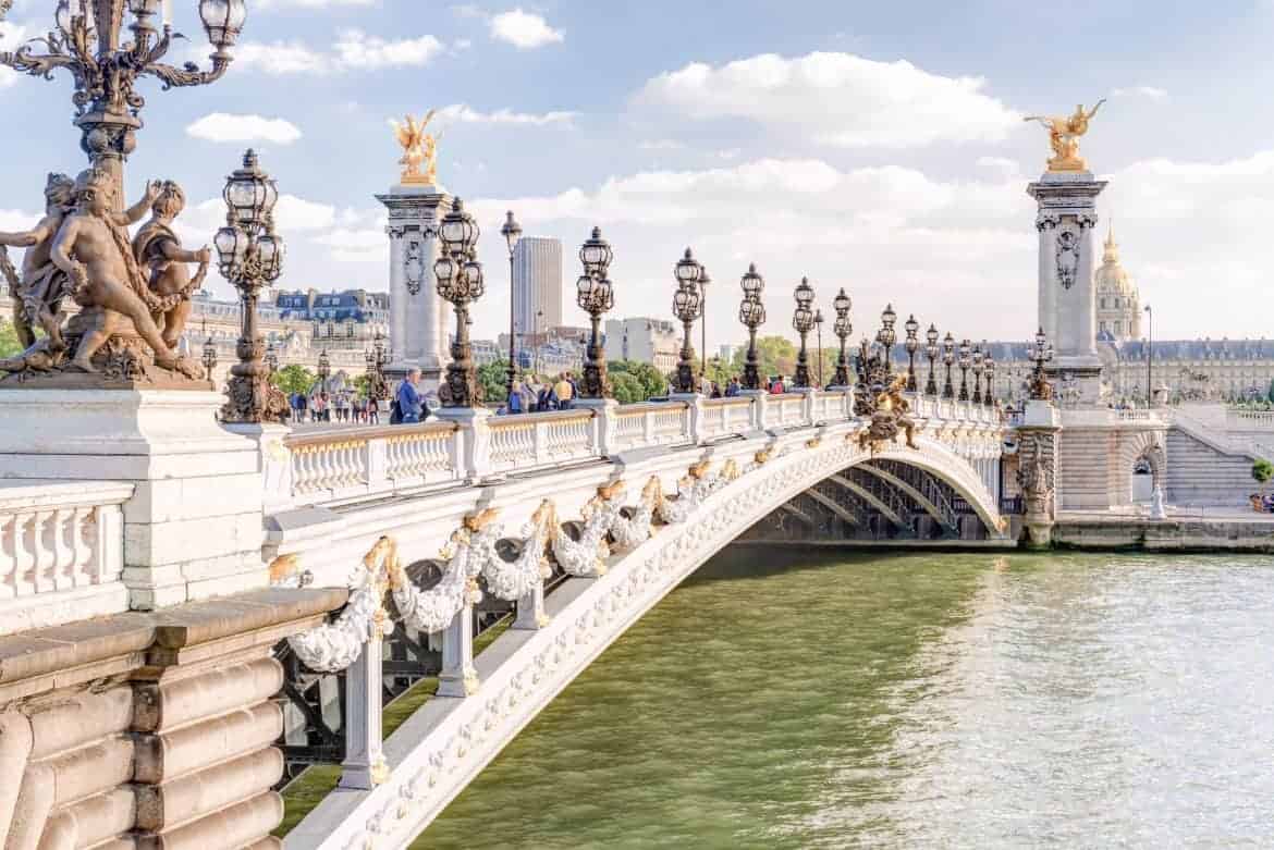 化身電影場景・最不容錯過的5座巴黎橋樑