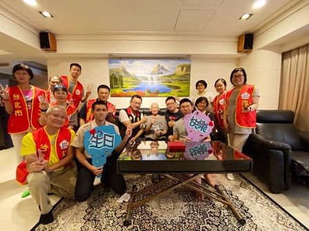 臺北市榮民服務處祝賀朱阿興伯伯100歲壽誕