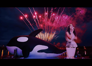 世界最大虎鯨游進安平港 潘越雲六首揭幕、獻《安平追想曲》