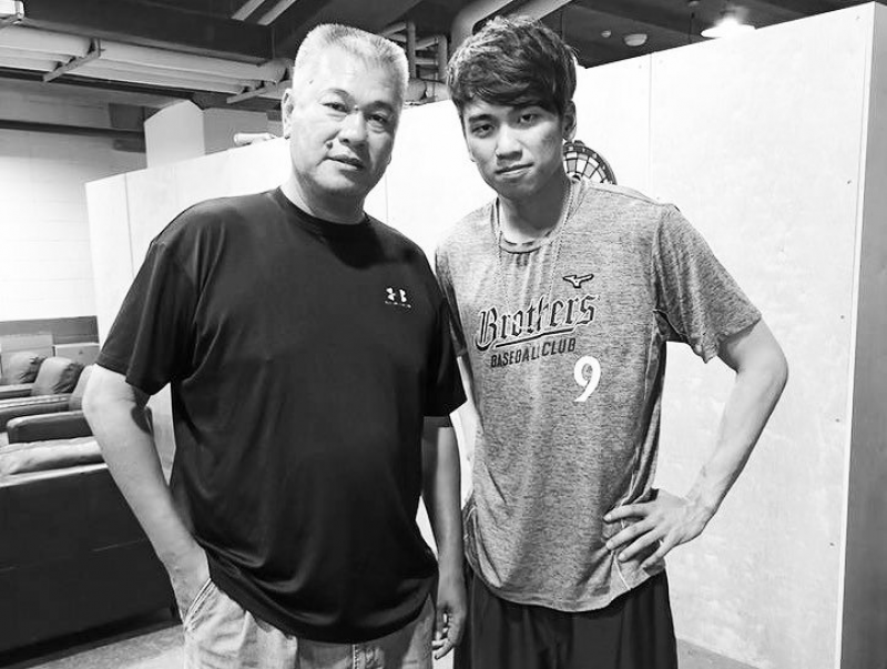兄弟象萬人迷王光輝病逝享年56歲　王威晨：謝謝您一直是這麼好的父親
