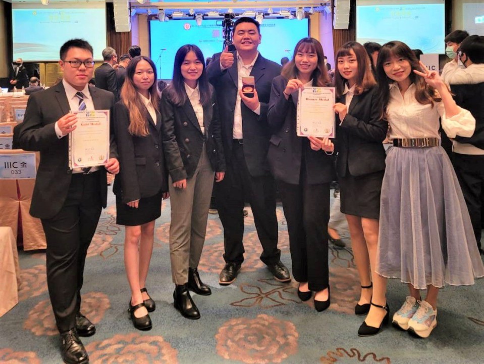 中臺科技大學行銷管理系師生參加2021第12屆IIIC國際創新發明競賽榮獲1金、1銅